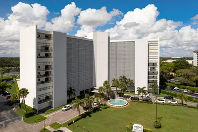 336 GOLFVIEW Road #1017 1