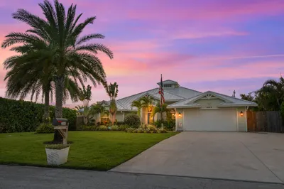 4689 SE Glen Ridge Trail 1