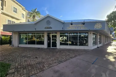 40 SE Ocean Boulevard 1