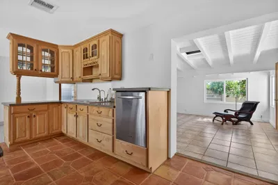 2580 SE 5th Court 1