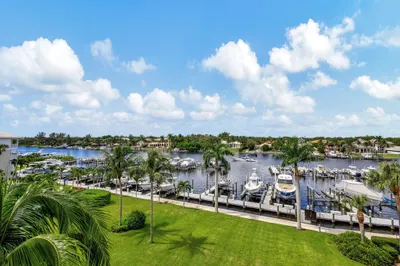 444 Bay Colony Drive N 1