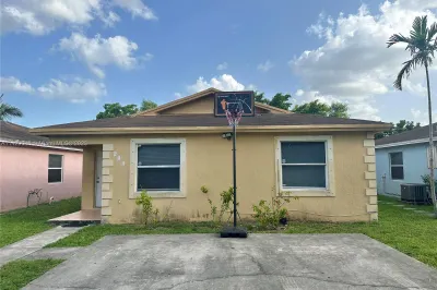244 NW 179th St 1