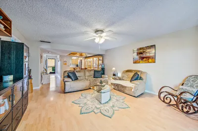 327 Southwind Dr 301