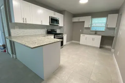 9121 Bamboo Drive 1