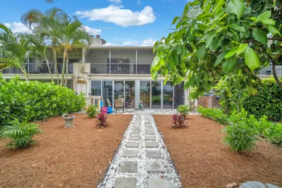 3119 N PALM AIRE Drive #3119 1