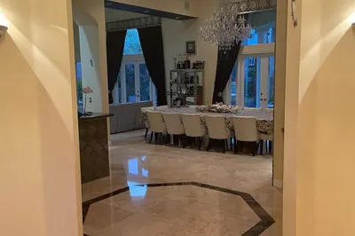 5532 Estate Oak Circle 1