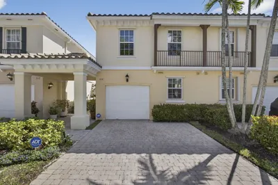306 Salinas Drive 1