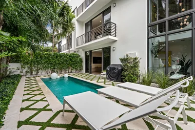 152 Andrews Avenue #1 1