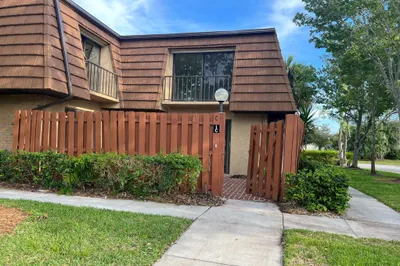 1302 Nebraska Avenue #1c 1