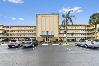 3940 NW 42nd Avenue #116 1