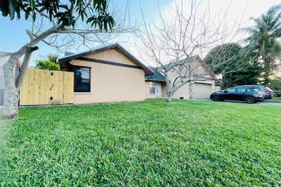 8530 NW 52nd St 1