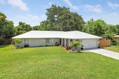 2151 SE Abcor Road 1
