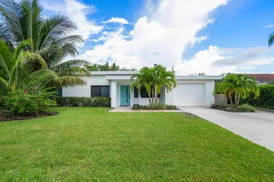 Mid Century Modern Lake Clarke Shores
