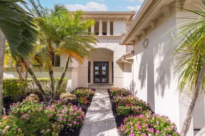 12625 NW 76th Street 1