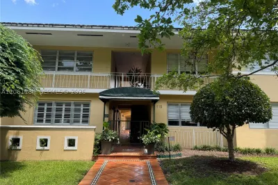 115 Calabria Ave #5 1