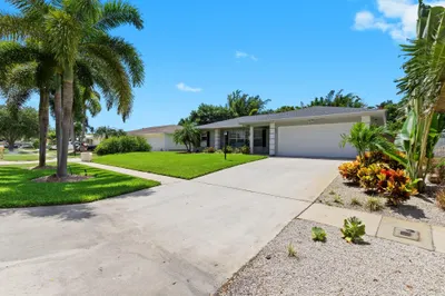 2358 Gabriel Lane 1