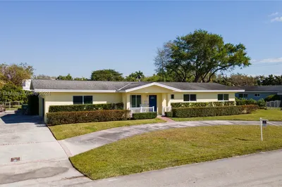 7545 SW 140th St 1