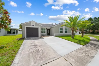 18833 Cloud Lake Circle 1