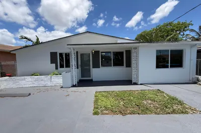 5441 SW 18th Street 1