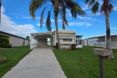 15 Grande Vista Way 1