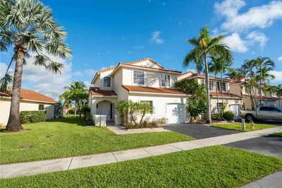 1096 SW 180th Ter 1
