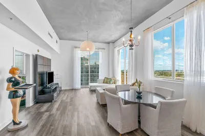 300 S Australian Avenue #1605 1