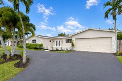 4471 NW 6th Court 1