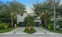 70 W San Marino Dr Photo