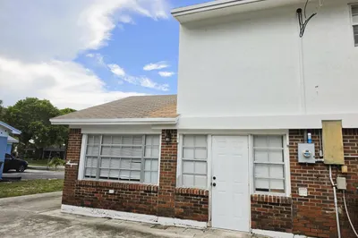 814 Poplar Drive #B 1