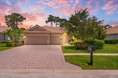 7657 Fieldstone Ranch Square 1