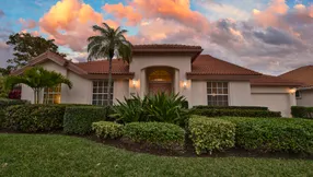 Just Listed | Enchanting in Eagleton | 207 Eagleton Estate Boulevard