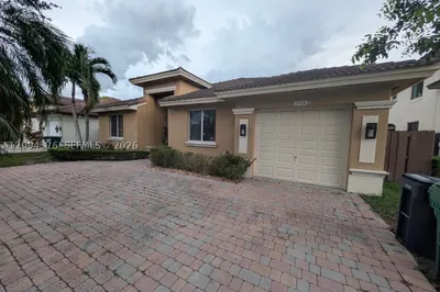 2924 SW 144th Pl 1