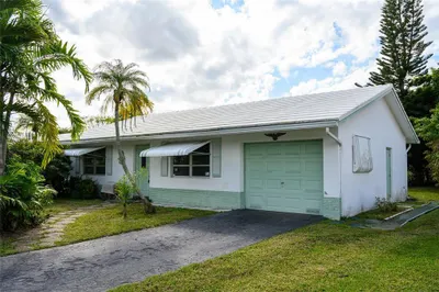 7005 NW 94th Ter 1