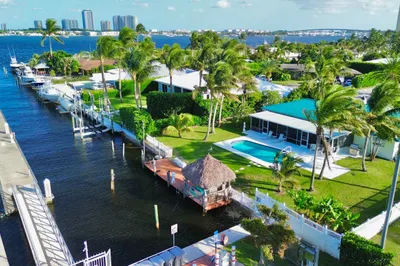110 Shore Drive 1