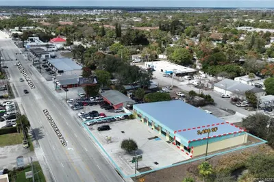 553 SE Monterey Road 1