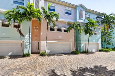 433 NE 1st Street 1