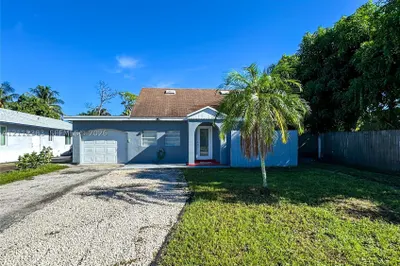 5319 Lake Blvd 1