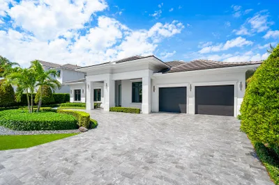 2351 Cherry Palm Road 1
