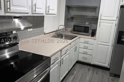 8065 SW 107th Ave #202 1