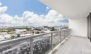 30 foot balcony - access from all rooms