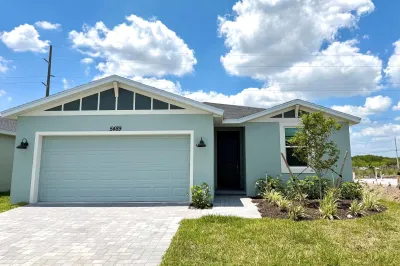 5489 Hampton Park Circle 1