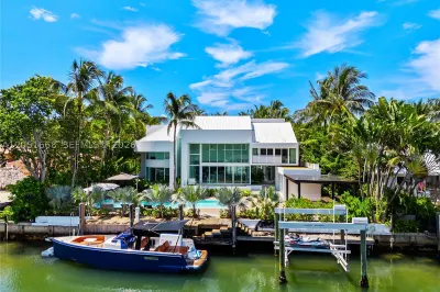161 Cape Florida Drive 1