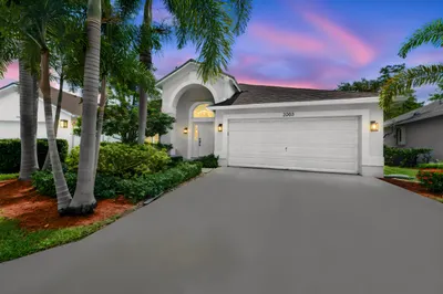 2203 Soundings Court 1