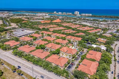 112 Lighthouse Circle #J 1