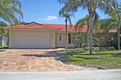 3760 NW 2nd Court 1