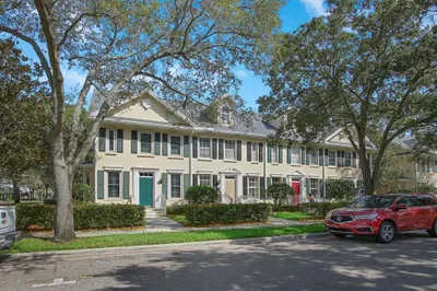 115 Bishopwood Drive 1