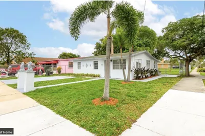 145 SW 13th Avenue 1