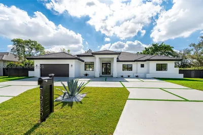 10780 SW 135th Ter 1