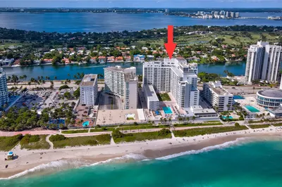 5401 Collins Ave #928 1