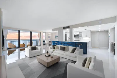 5460 N Ocean Drive #15c